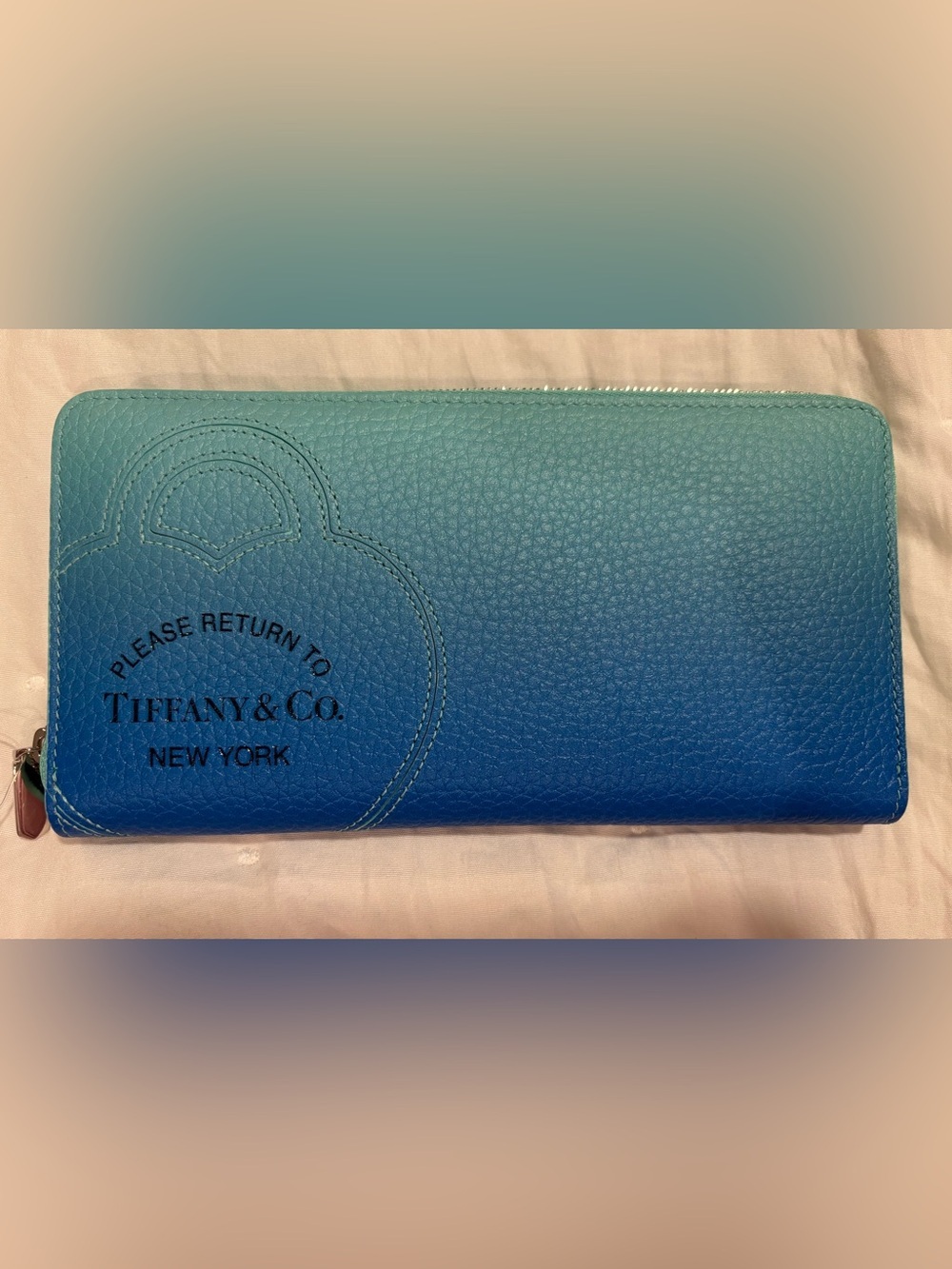 Tiffany & Co. Return to Tiffany Blue Ombré Zip Around Wallet
